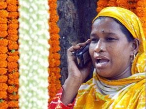 Emerging markets and women lose out on mobile broadband, says UN